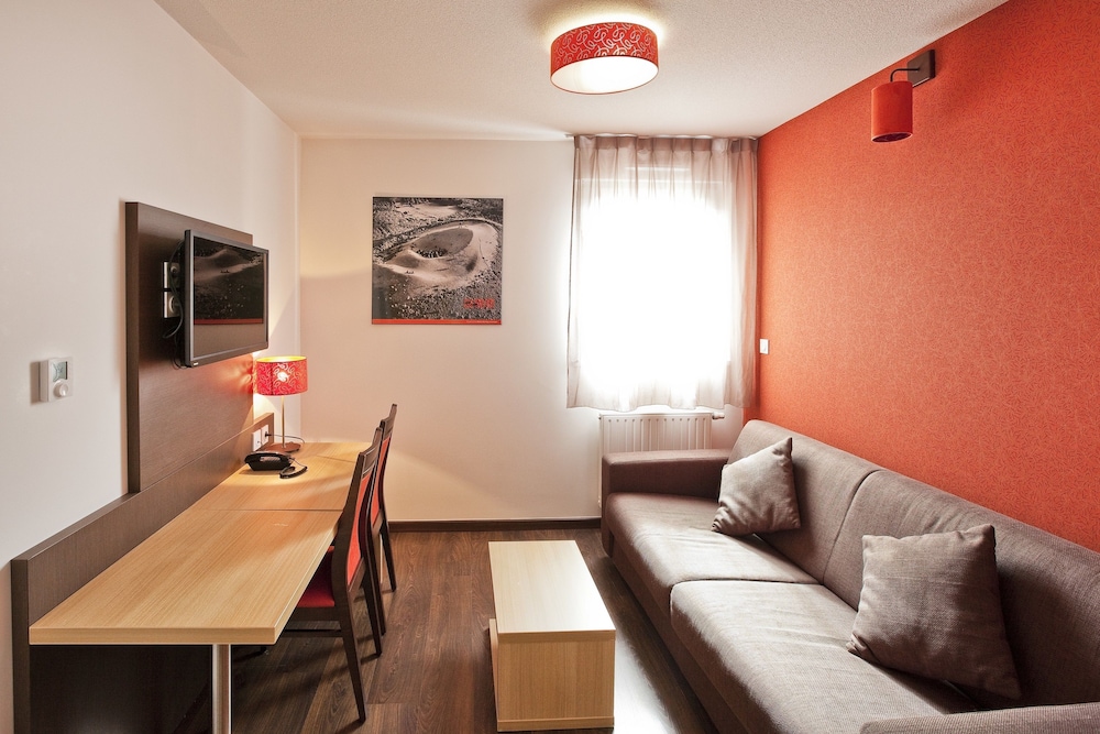 Apparthotel Privilodges Carre de Jaude Clermont Ferrand 36/60