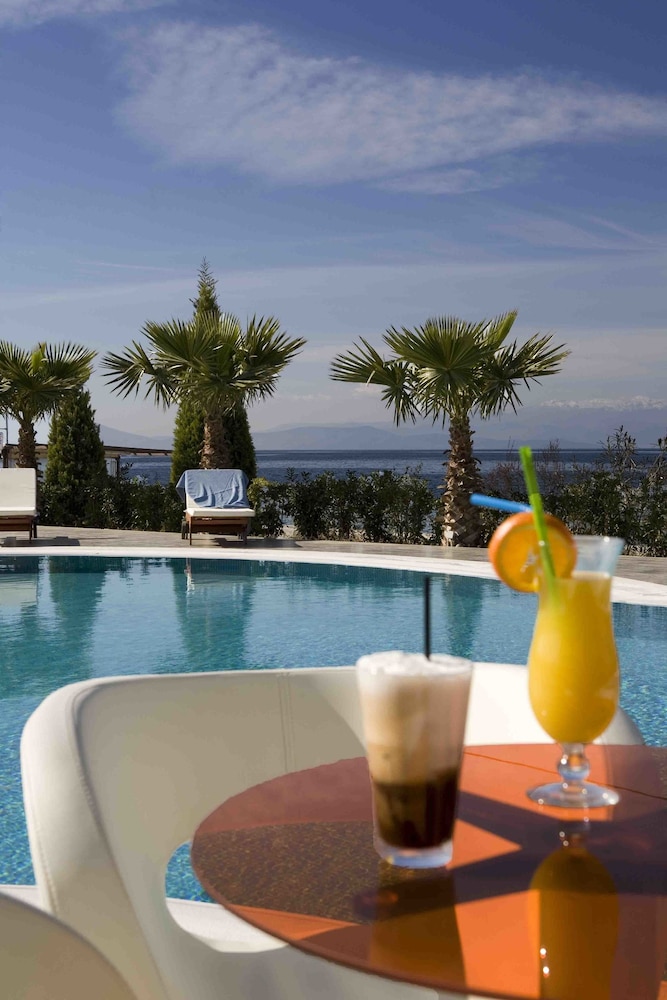 Valis Resort 35/68