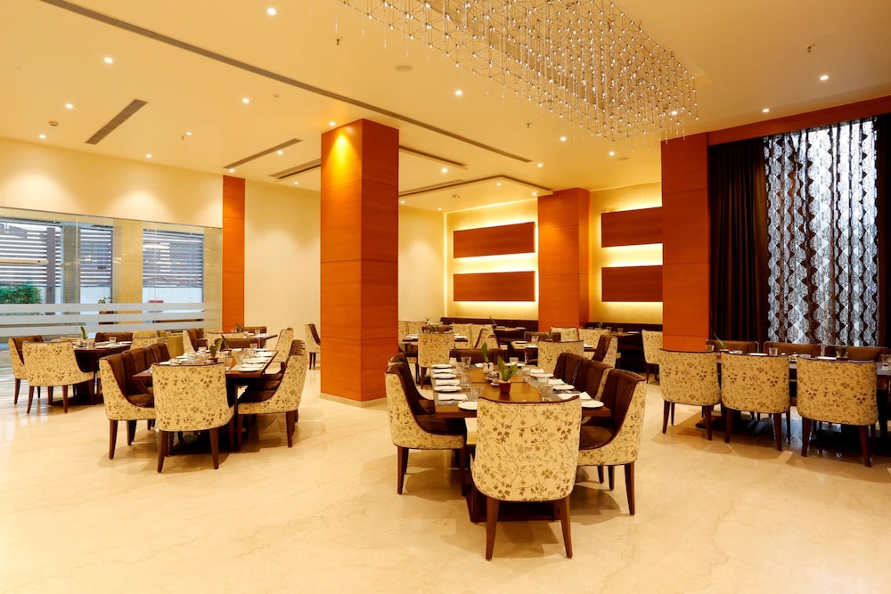 Nataraj Sarovar Portico 31/47