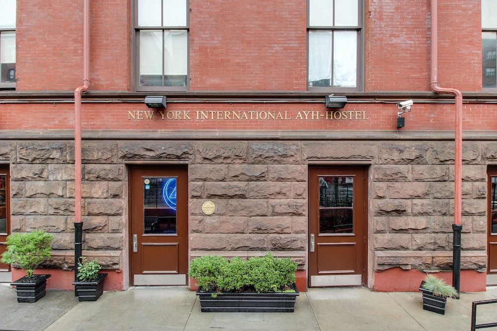 HI New York City Hostel 1/31