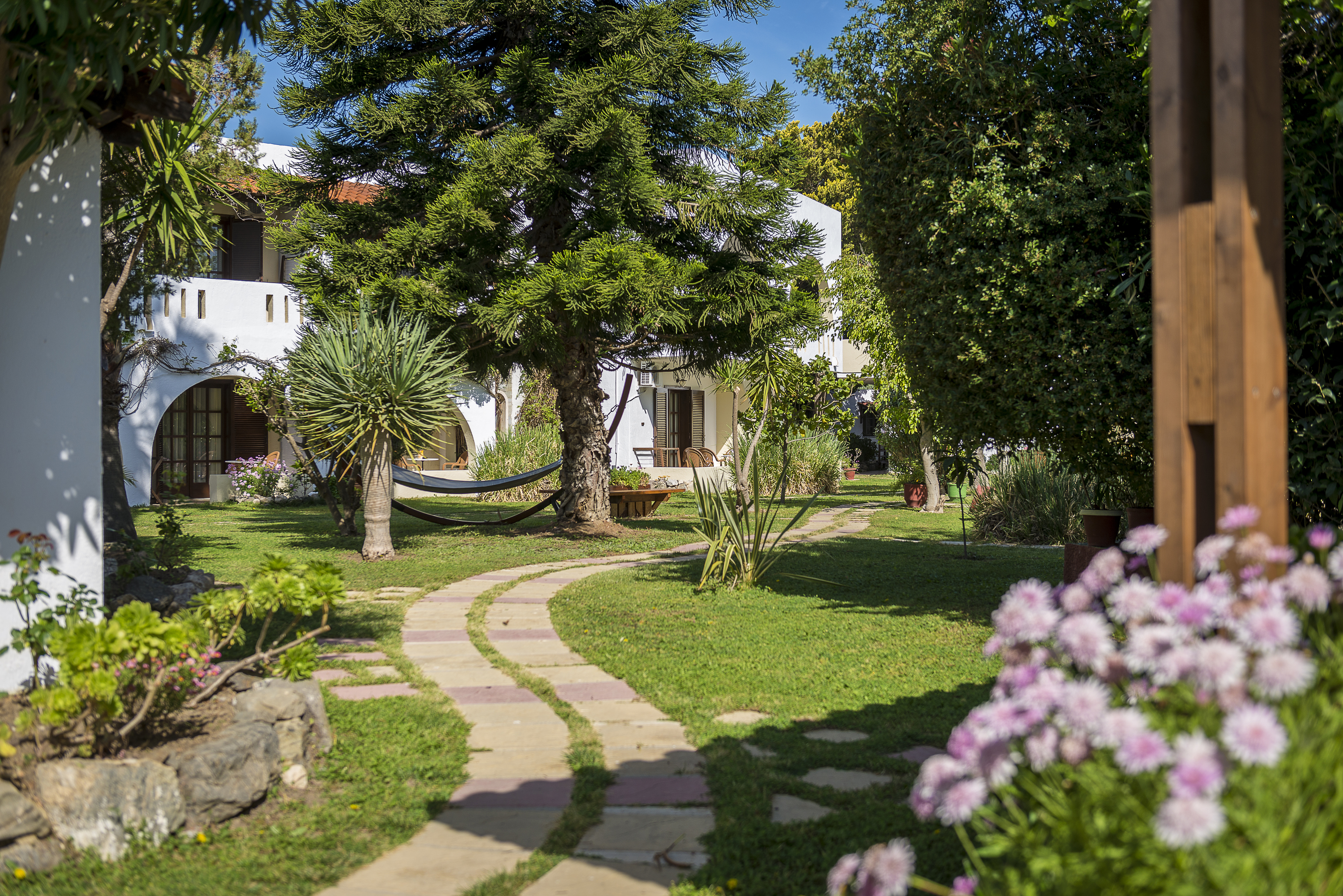 Gaia Garden Hotel 47/50