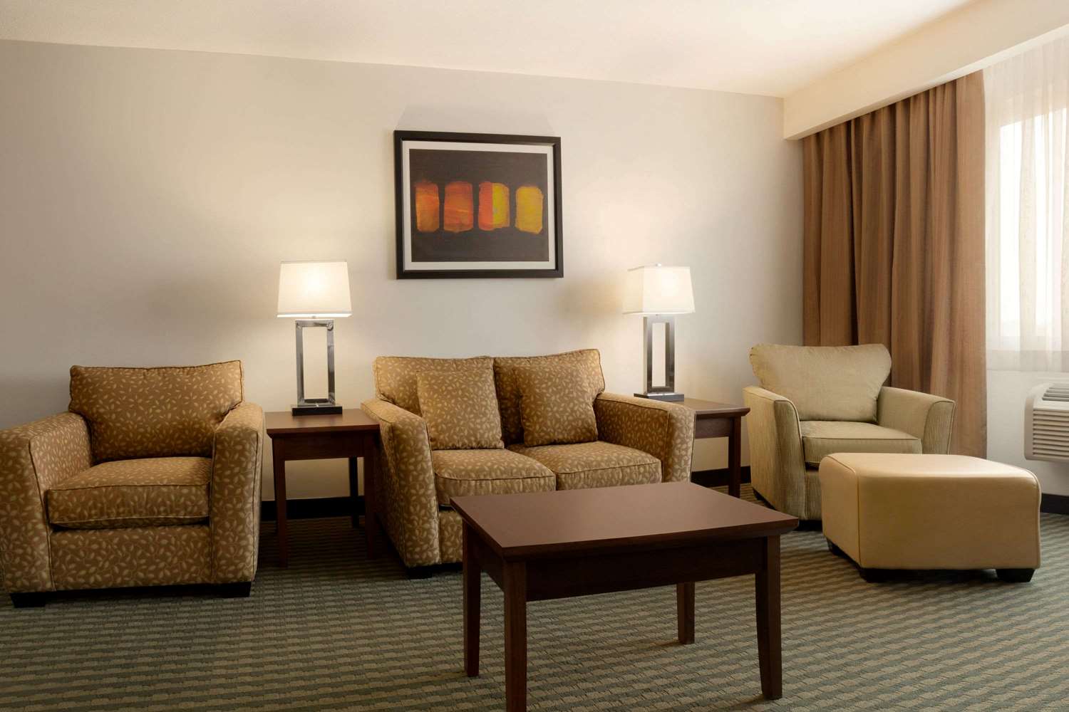 Travelodge Hotel by Wyndham Weyburn 13/23