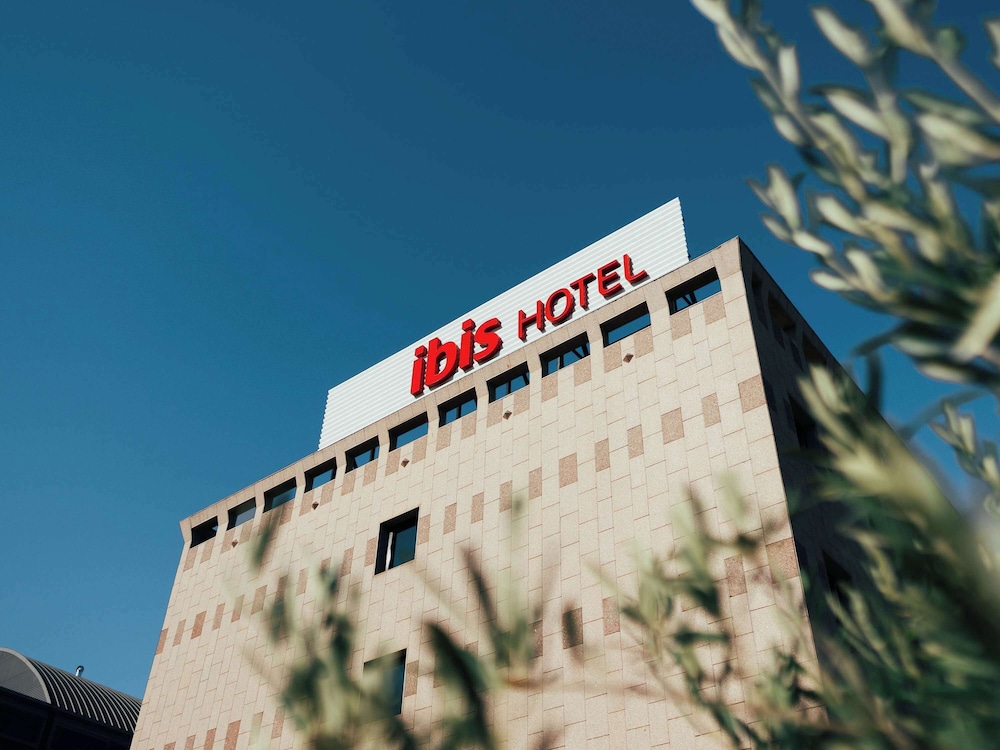 ibis Madrid Alcala de Henares La Garena 1/50