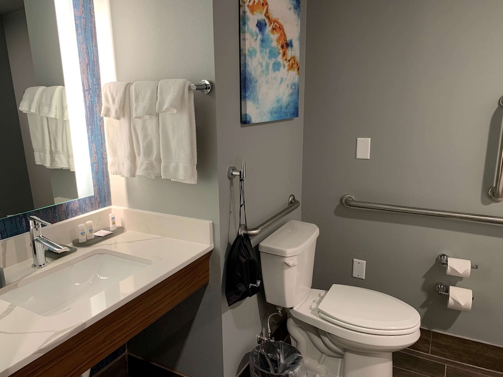 La Quinta Inn And Suites By Wyndham Springfield 17/46