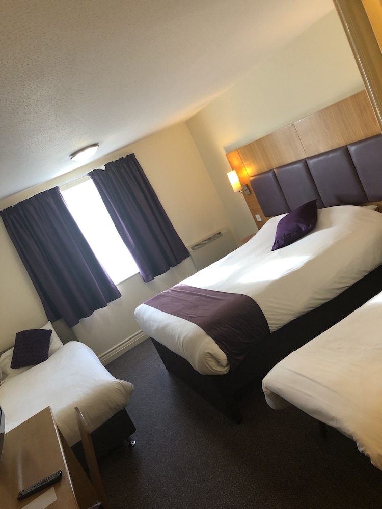 Purple Roomz 6/27