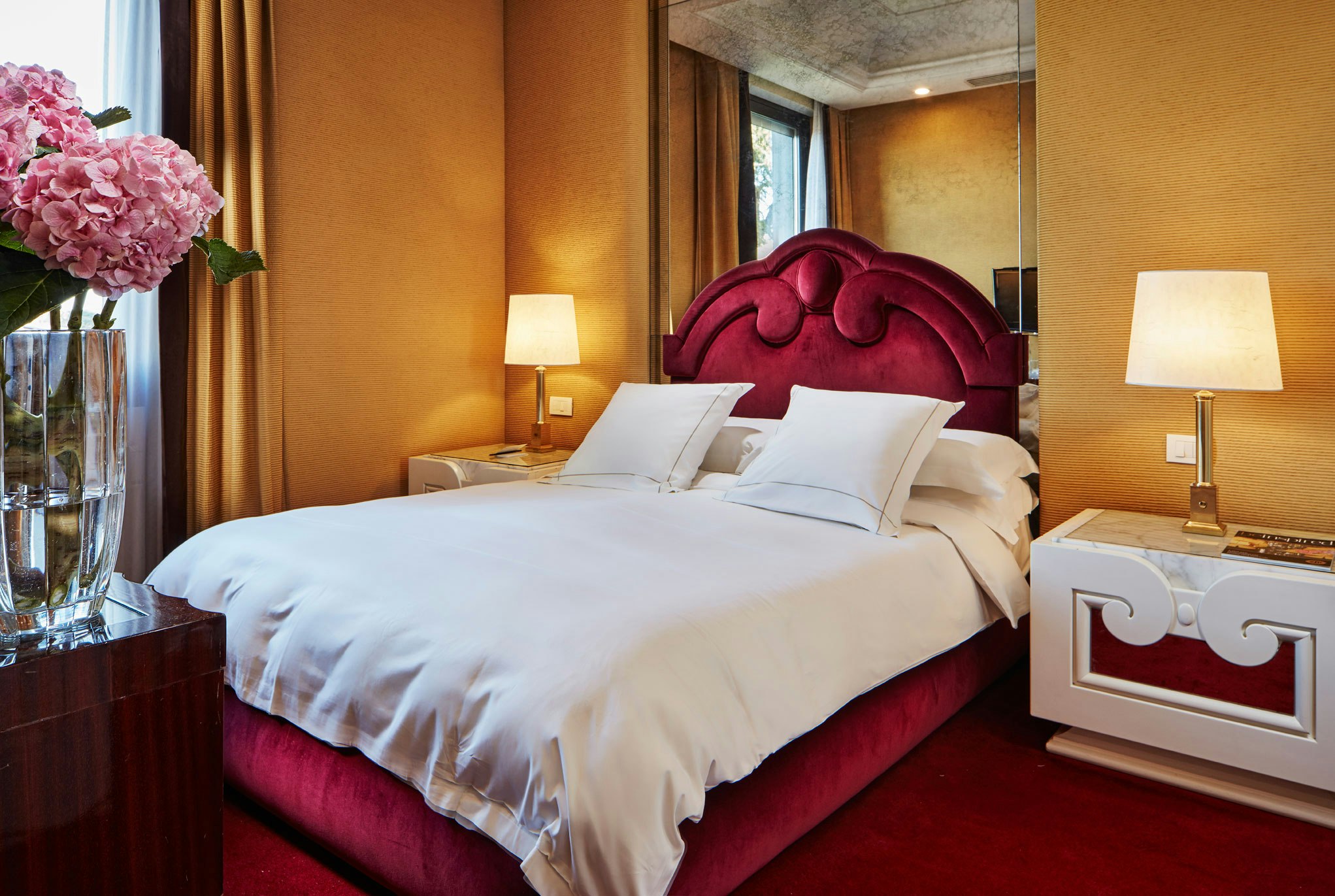 SUPERIOR, DOUBLE BED
