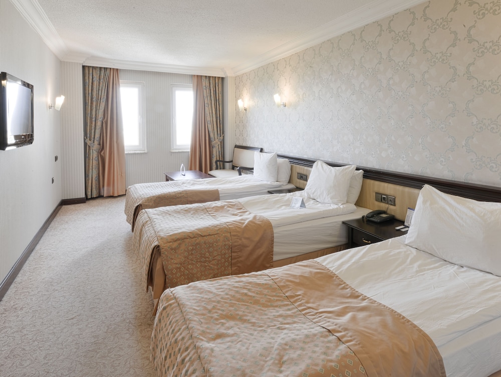 STANDARD, TRIPLE