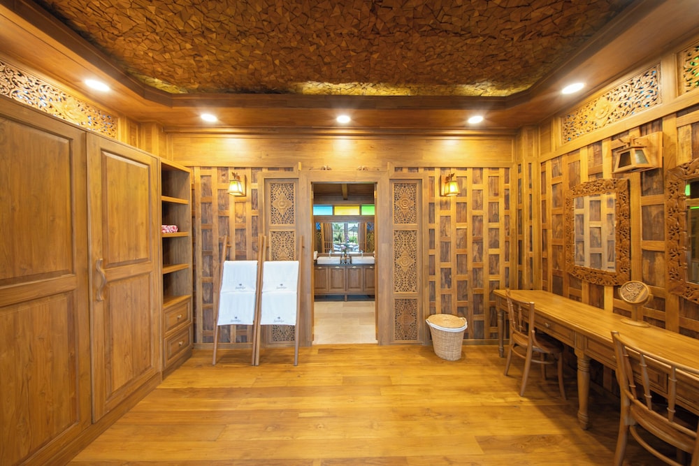 Santhiya Phuket Natai Resort And Spa 39/72