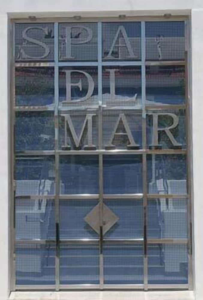 Del Mar Hotel And Spa 3/47