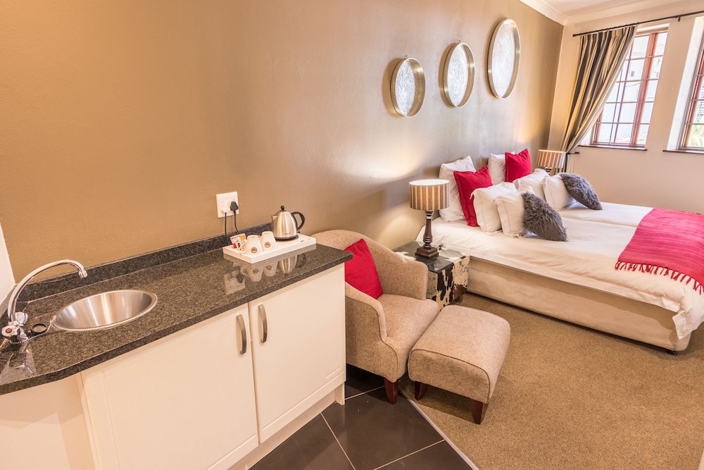 Constantia Hotel and Conference Centre 50/50