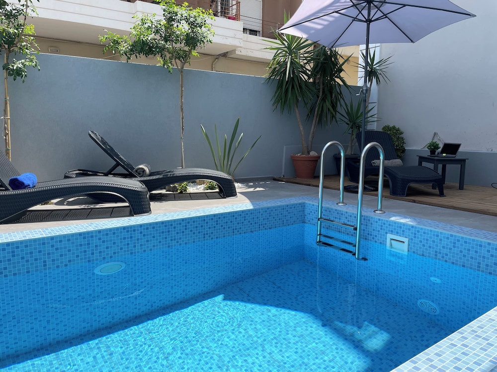 Voula Hotel 42/74