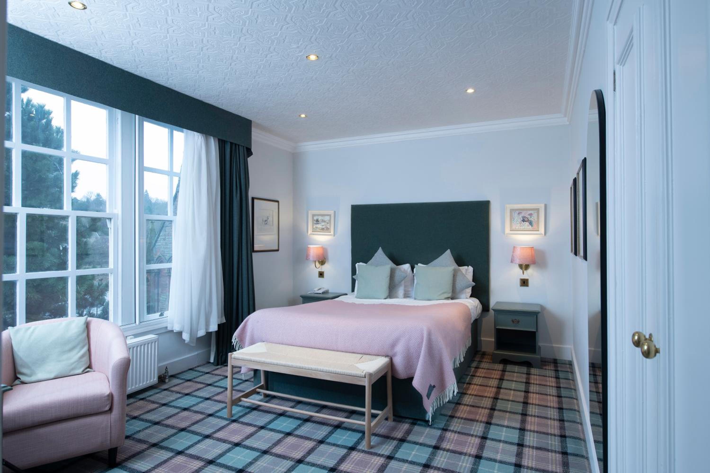 Royal George Hotel 13/46