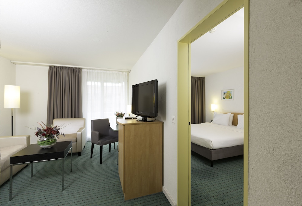 Apart-Hotel Zurich Airport 17/43