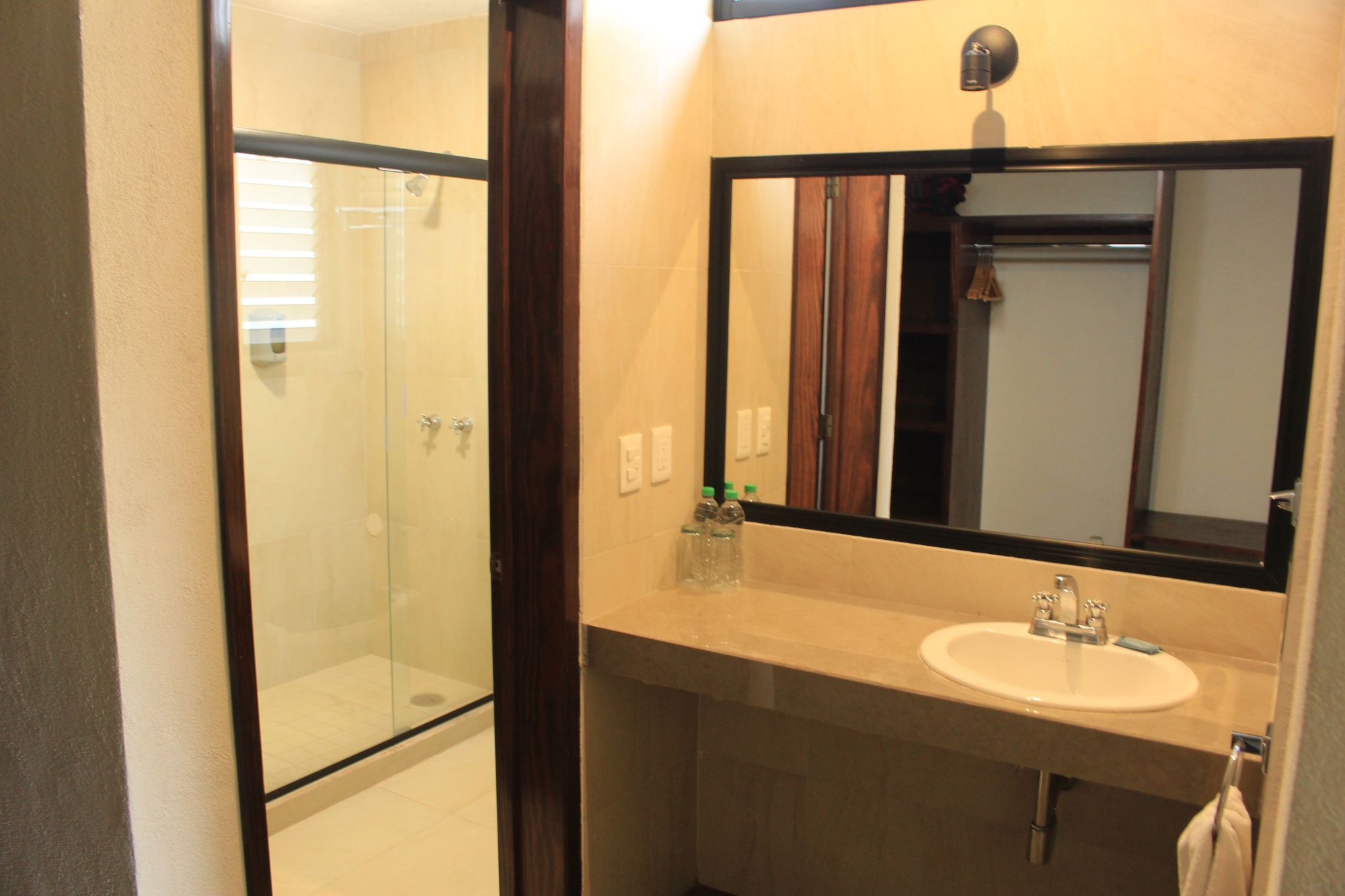 Hotel Meson del Puente 26/27