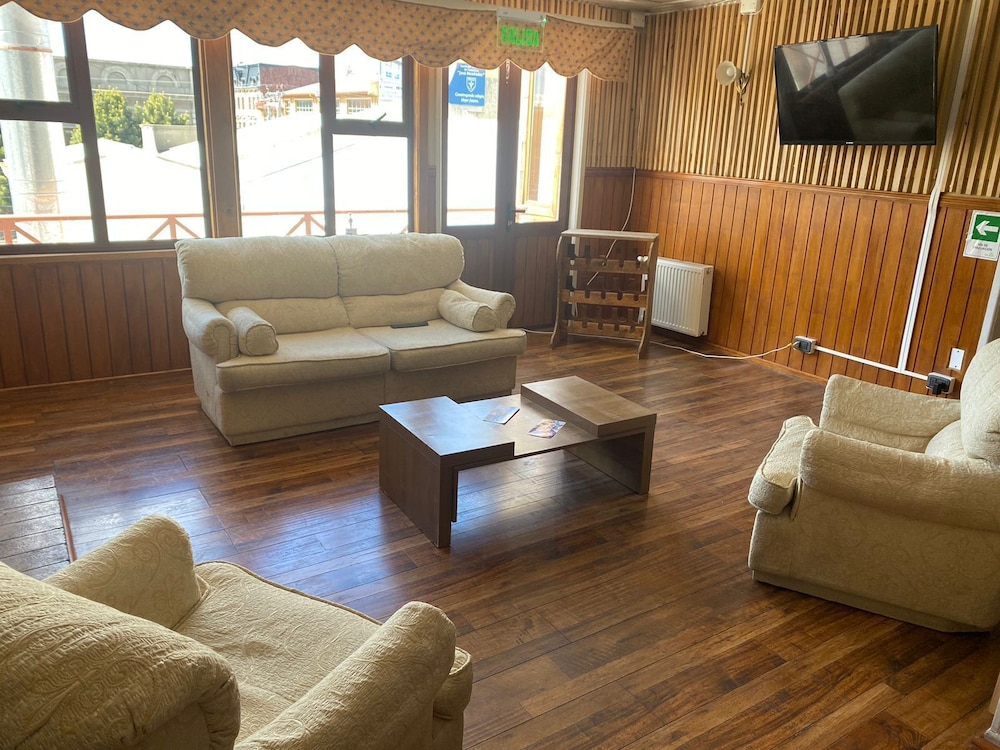 Hostal Ochen Punta Arenas 20/24