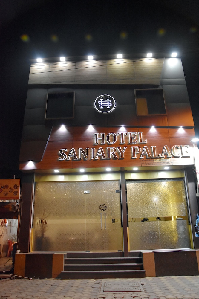 Hotel Sanjary Palace 2/18