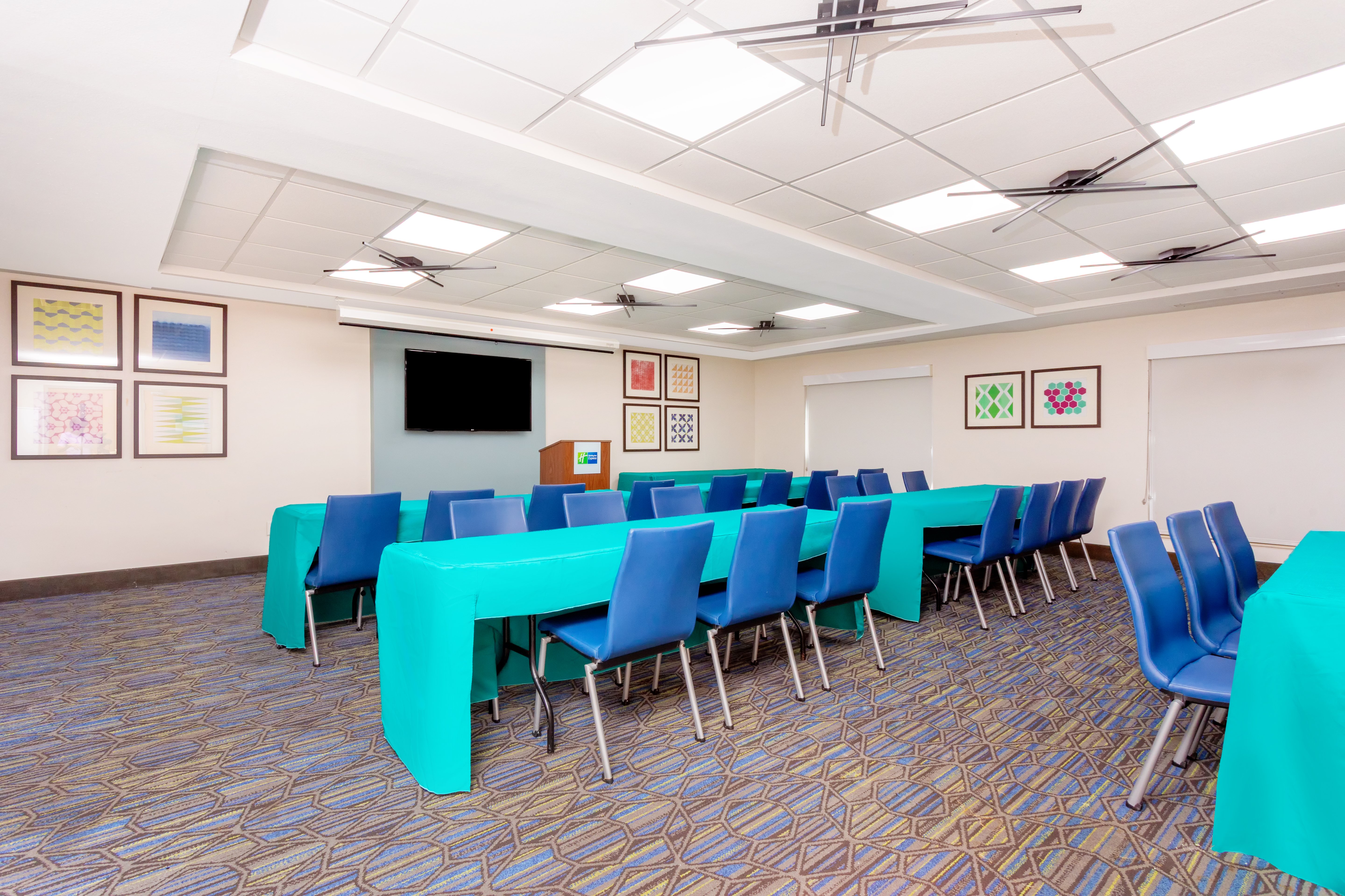 Holiday Inn Express & Suites Jacksonville - Blount Island, an IHG Hotel 68/80