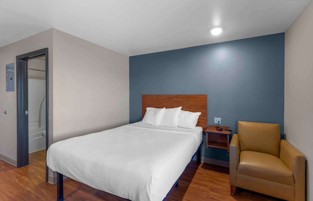 Extended Stay America Suites - Denver – Airport 10/43
