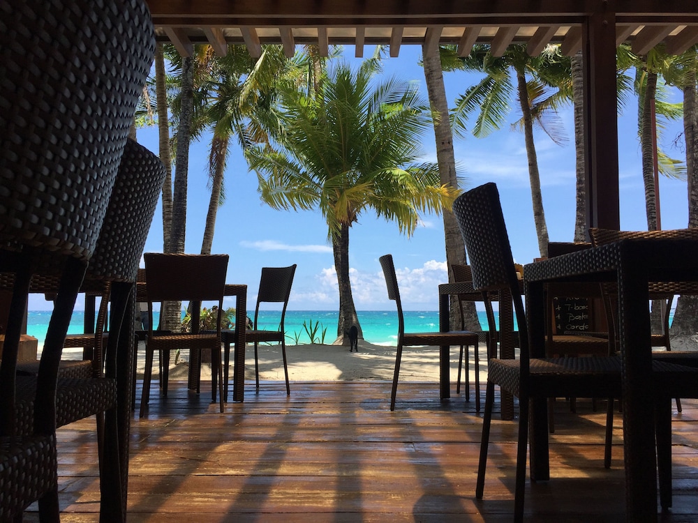357 Boracay 36/44