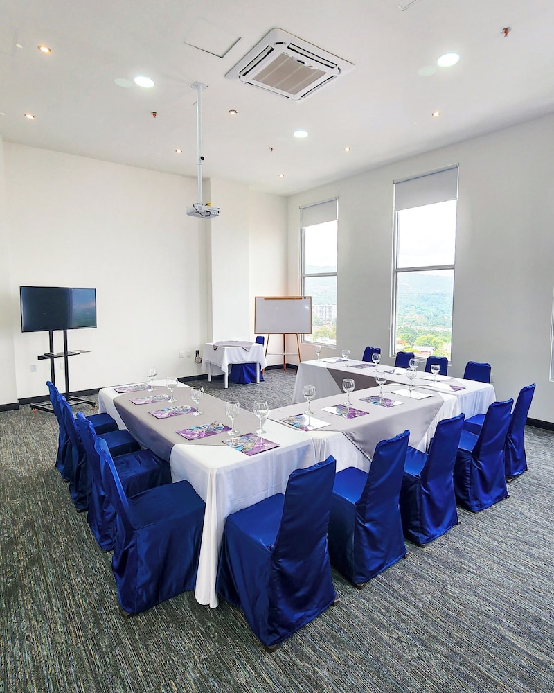 Hotel Roseliere Bucaramanga 38/50