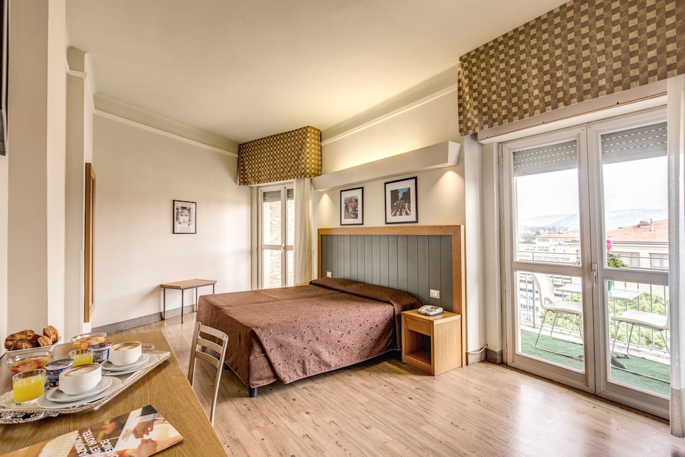 Hotel Delle Nazioni 21/50