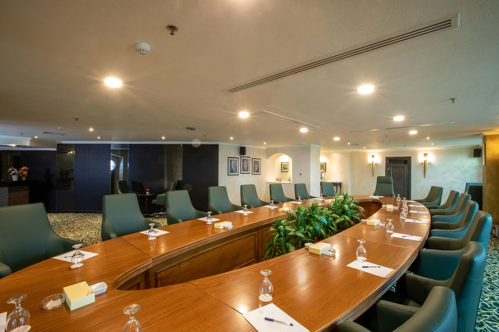 Bristol Hotel Amman 41/50