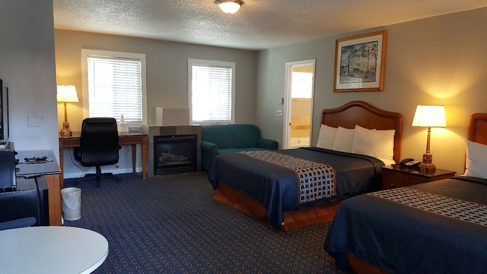 Lake Ridge Hotel 11/52