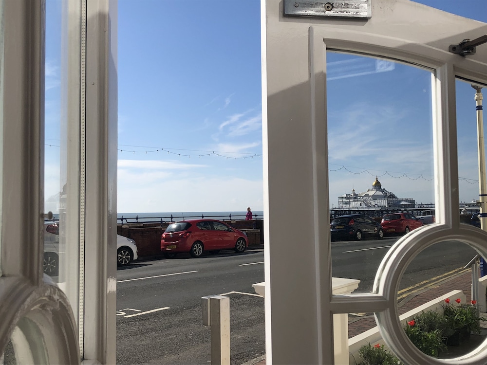 Eastbourne Riviera Hotel 6/64