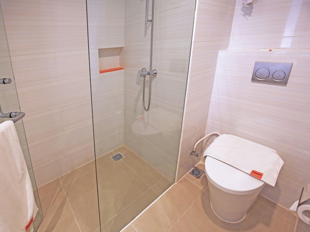 Harris Hotel Samarinda 35/37