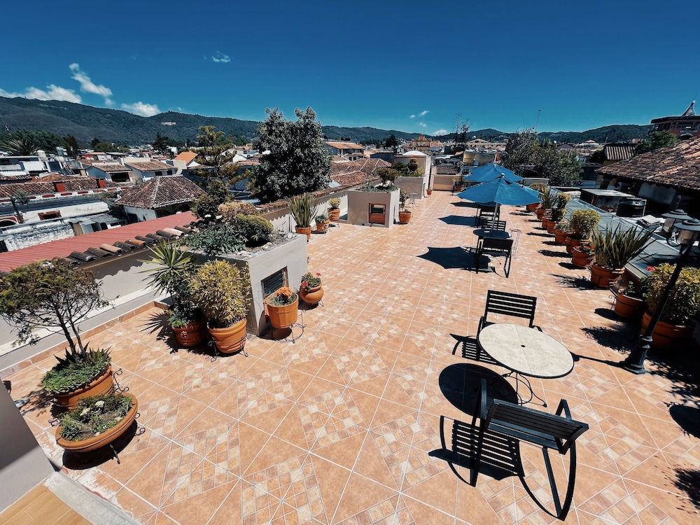 Mansion del Valle 43/50
