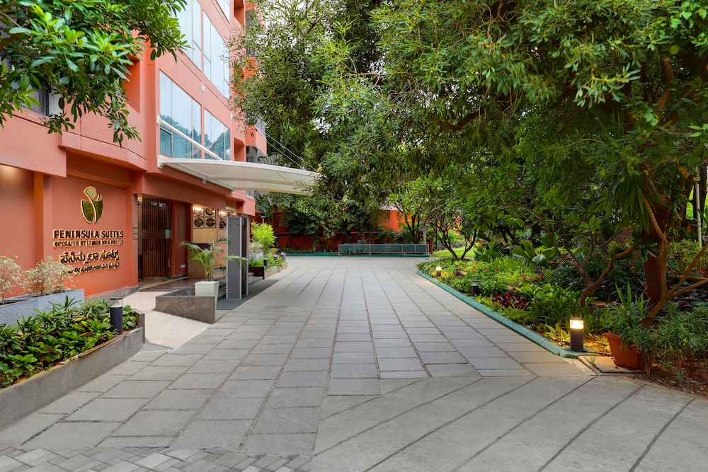 Royal Orchid Suites 50/58