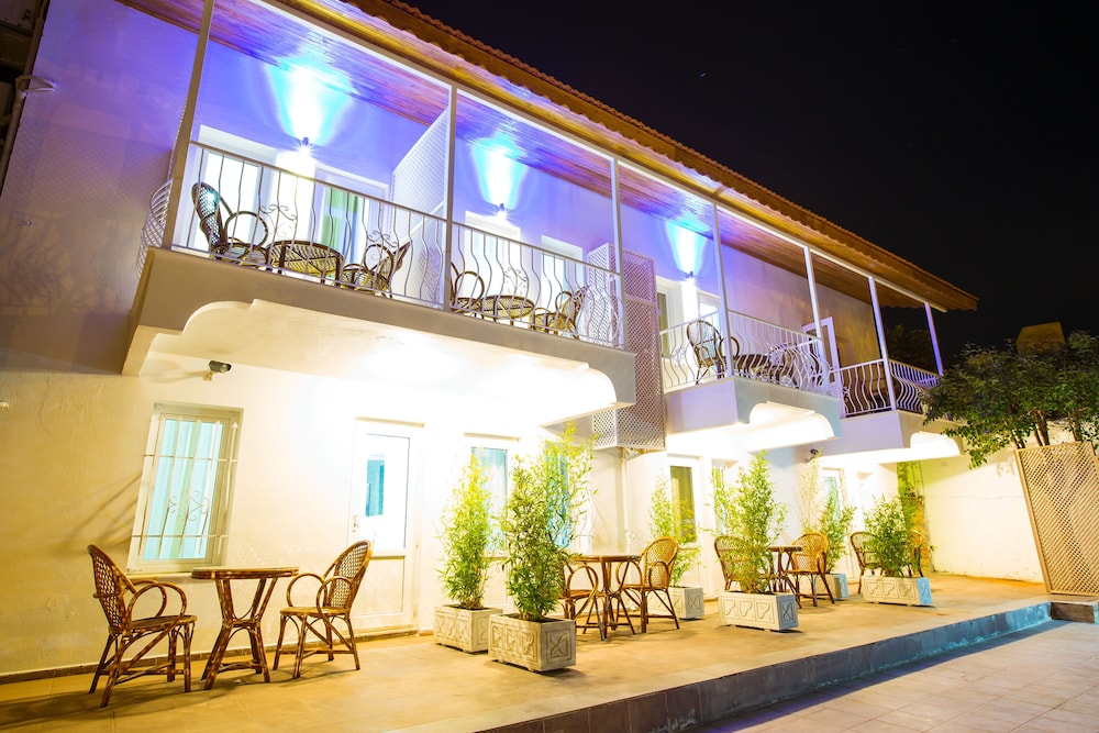 Cinar Boutique Hotel 1/63