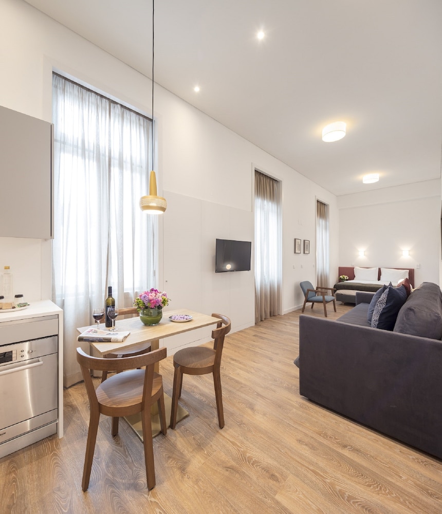 Lisbon Serviced Apartments - Chiado Emenda 59/70