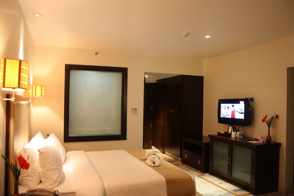 ROYAL ORCHID CENTRAL KIREETI 24/63