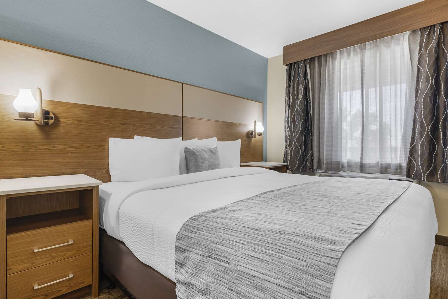 Best Western Carlsbad by the Sea 6/20