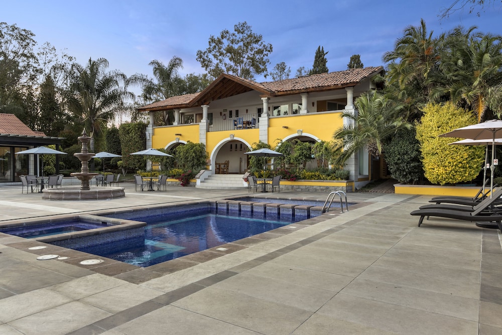 Hotel Hacienda Montesinos 36/58