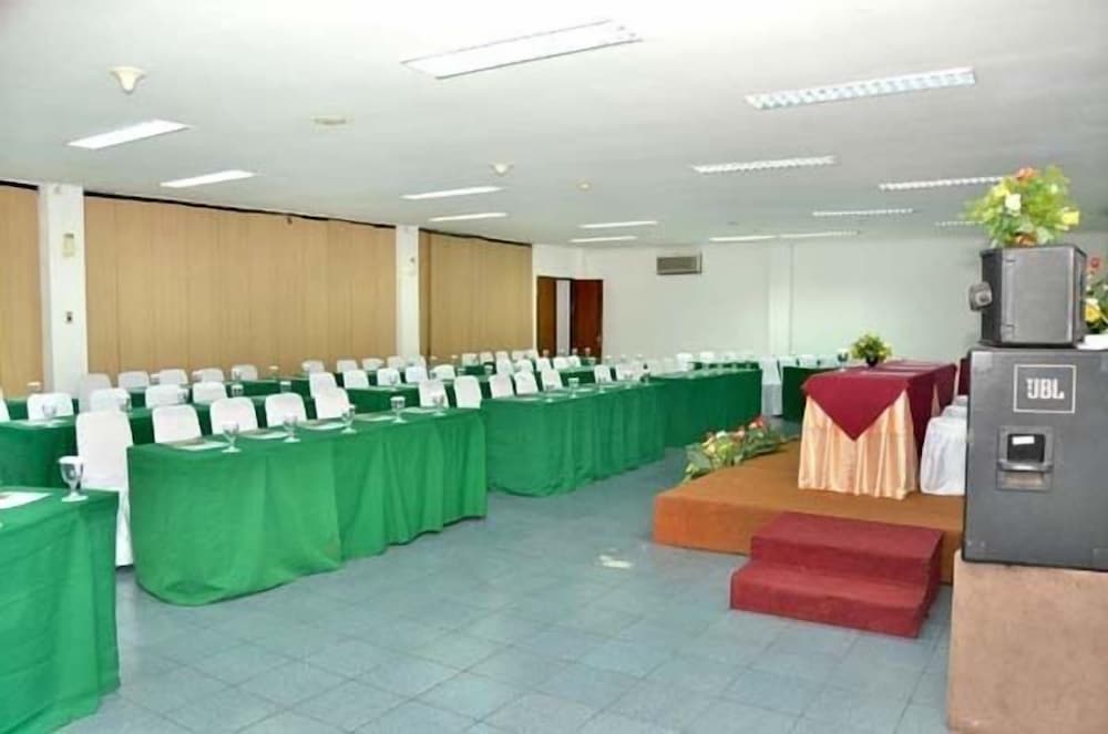 Bahari Inn Tegal 3/36