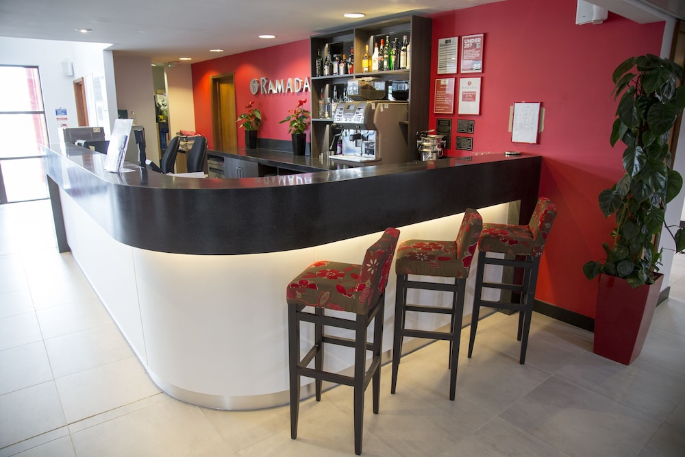 Ramada by Wyndham Cambridge 34/39