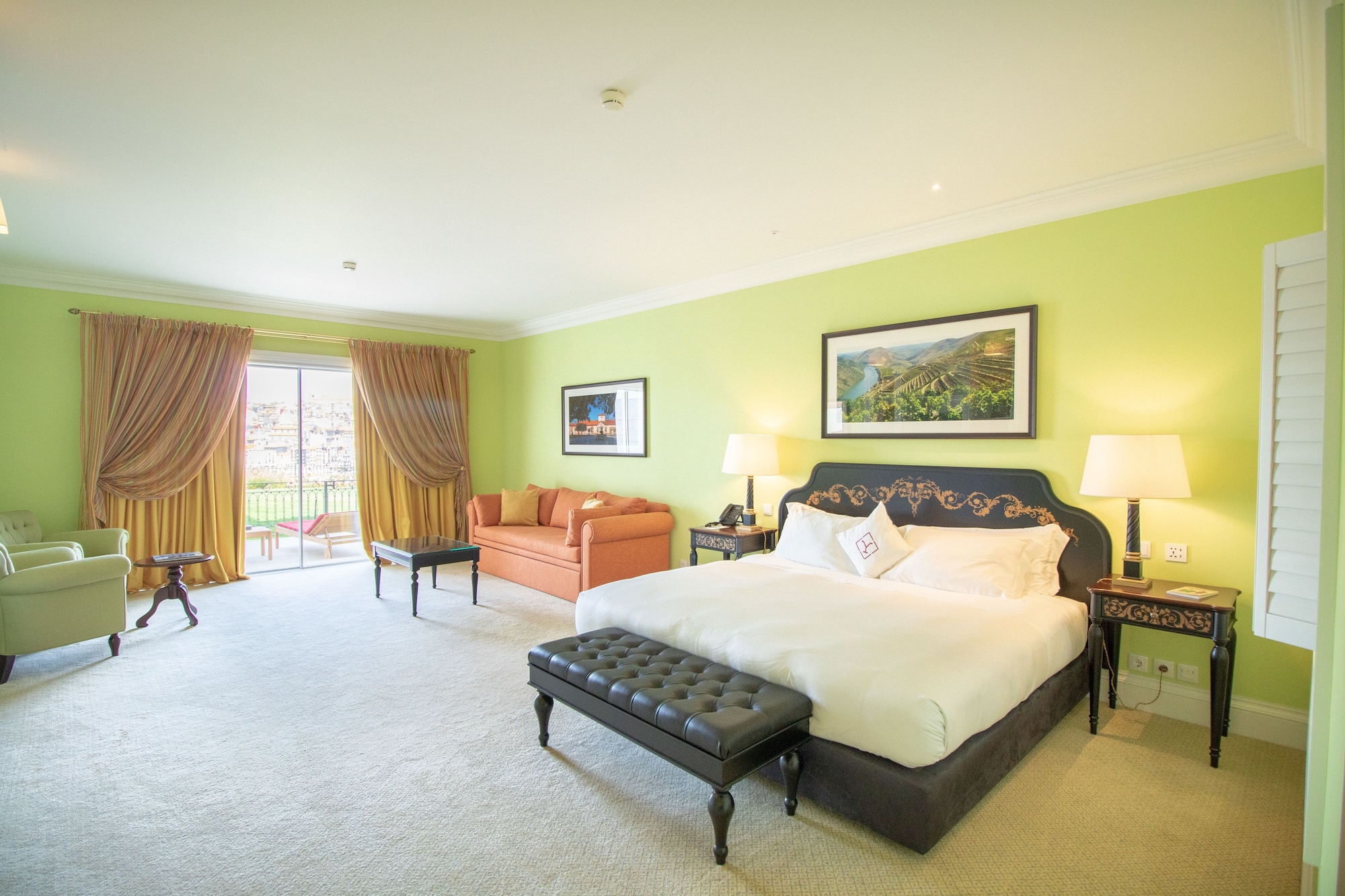 Suite, King Bed, Garden or City View, East Wing, Low Floor