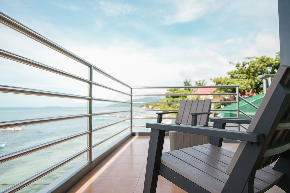 Gt Seaside Inn 37/66