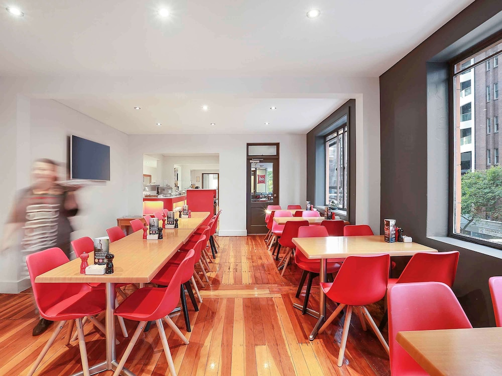 IBIS SYDNEY WORLD SQUARE 64/70