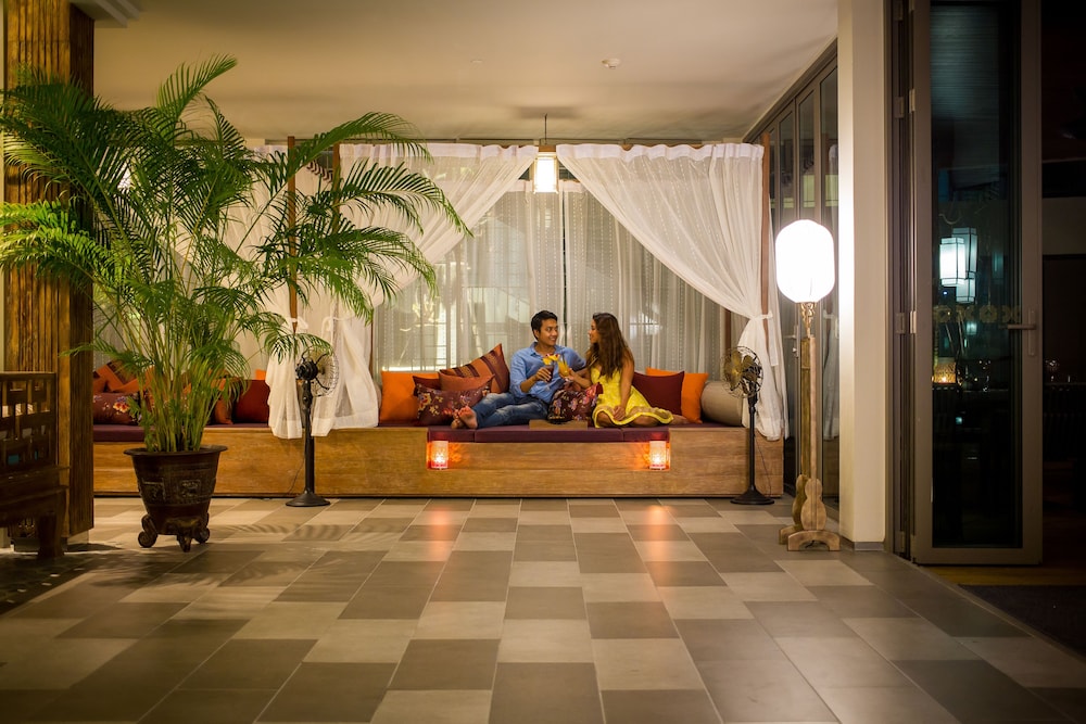 AtEase Phuket Patong 15/82