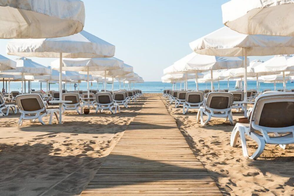 Barut B Suites 48/50