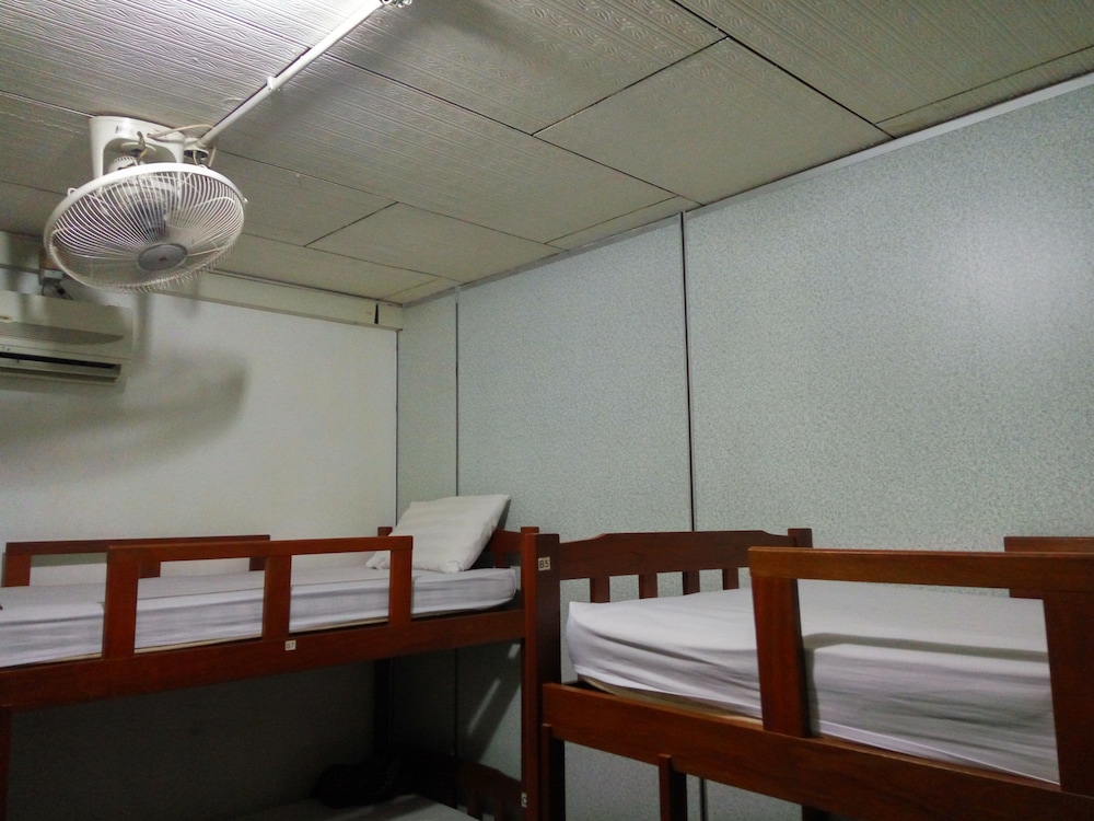 Discovery Malacca Hostel 36/73