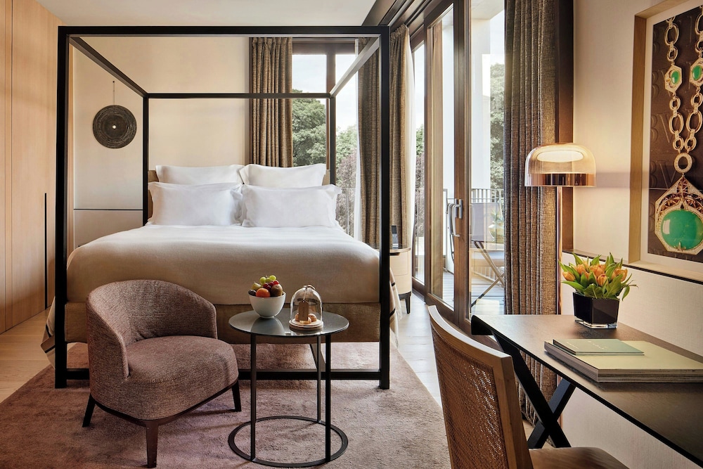 غرفة ديلوكس بسرير كينج، Bulgari Hotel Milano 7/10