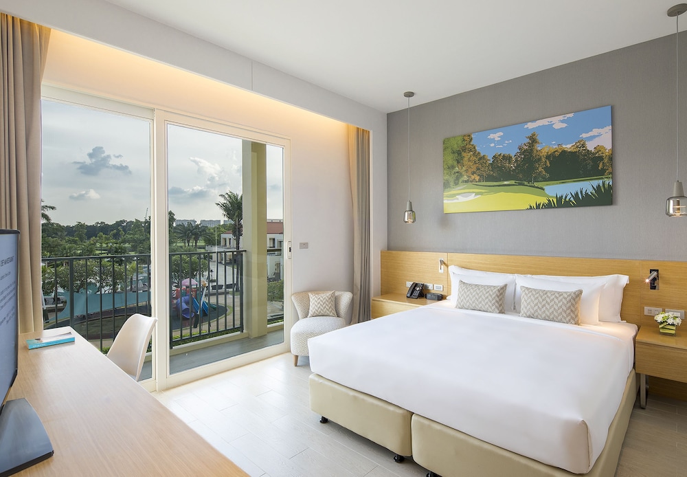 One Bedroom Suites