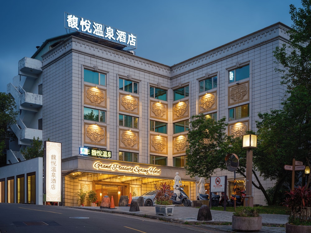 Grand Pleasure Spring Hotel 2/50
