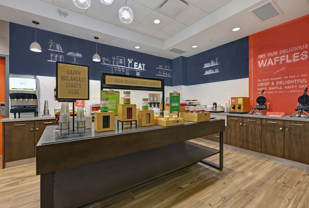 Hampton Inn Peterborough 7/40