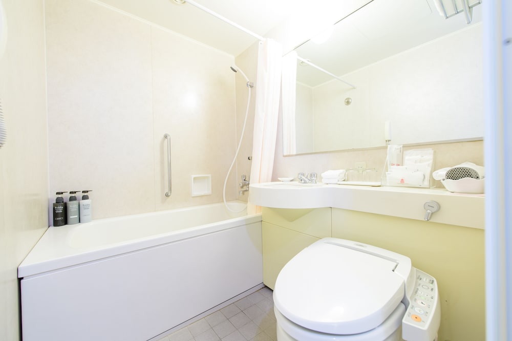 Authent Hotel Otaru 66/67