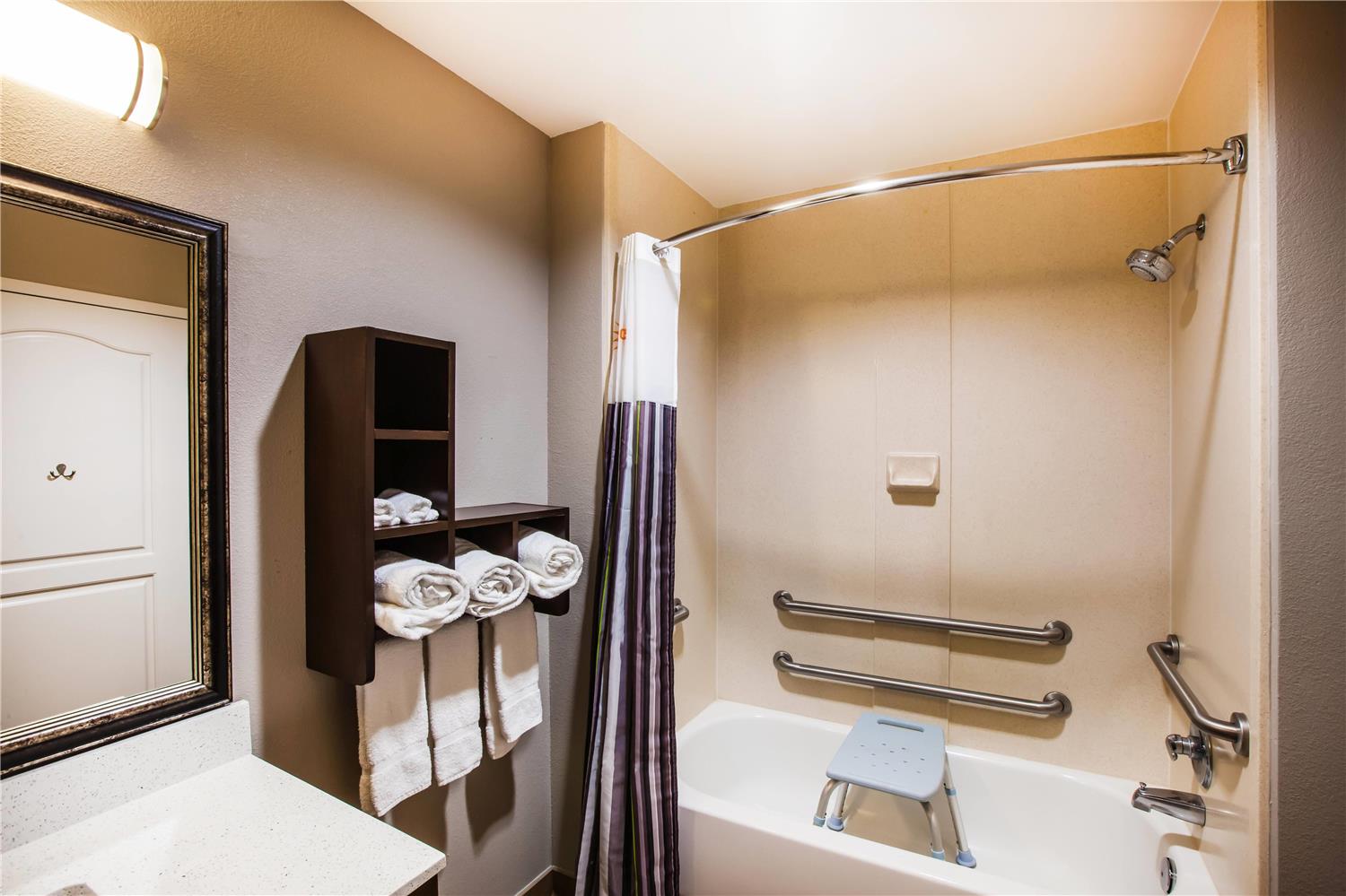 La Quinta Inn & Suites by Wyndham Baton Rouge Denham Springs 44/44